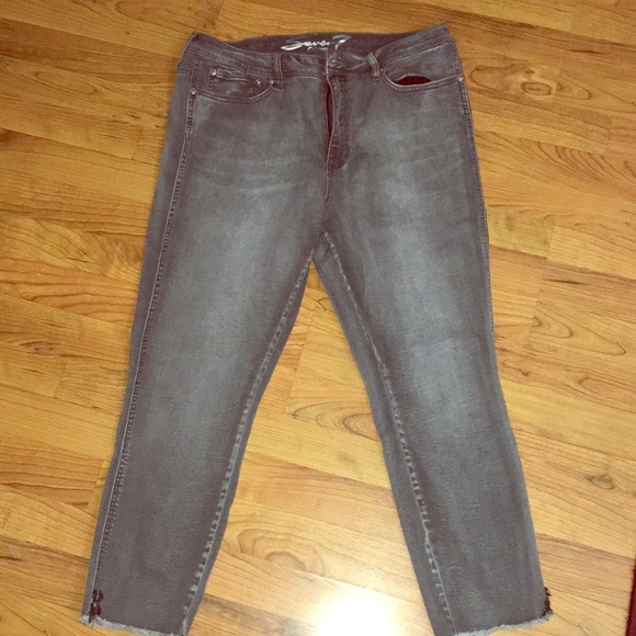 🌸NWOT🌸Seven 7 denim’s ankle jeans - Picture 2 of 8
